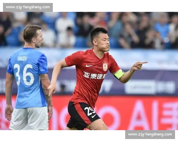 津门虎 2-2 亚泰:4 外援对决 + 乌龙大战,谭龙替补难救主